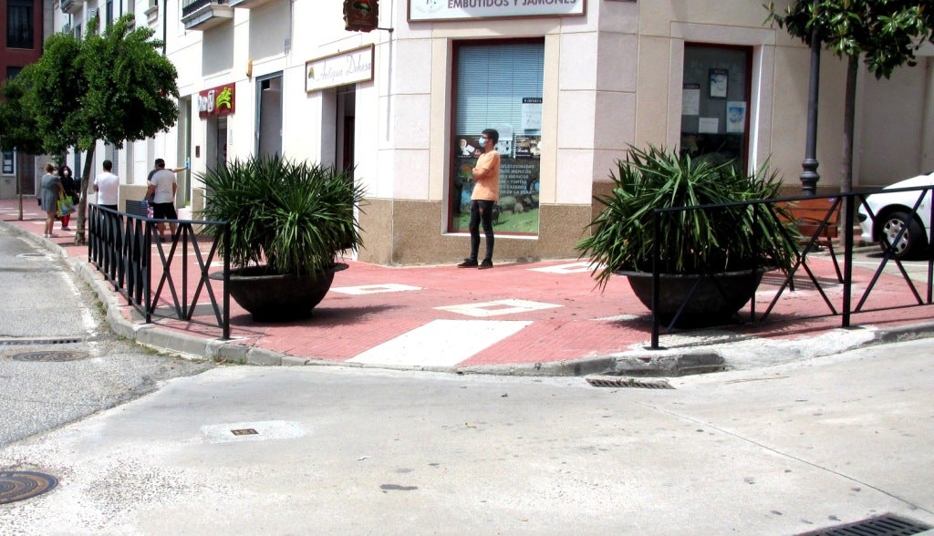 Parte de las barandillas de seguridad instaladas.