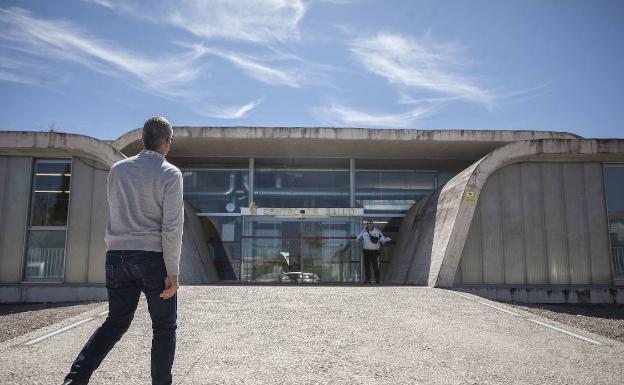 Centro de salud del Nuevo Cáceres, donde trabajaba el médico fallecido s.