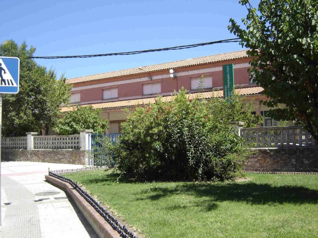 Complejo Educativo César Carlos I.