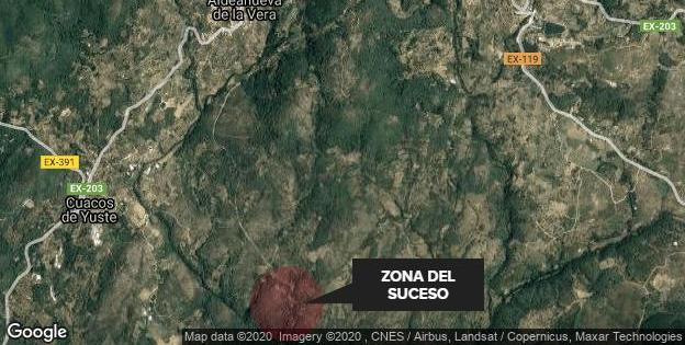 Atienden a un ciclista herido al caerse en el camino del Refugio Valfrío, en Cuacos de Yuste
