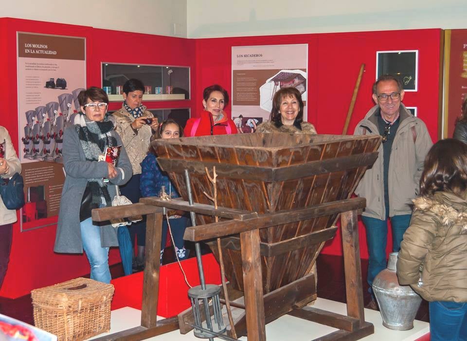 Visitantes en el Museo del Pimentón.