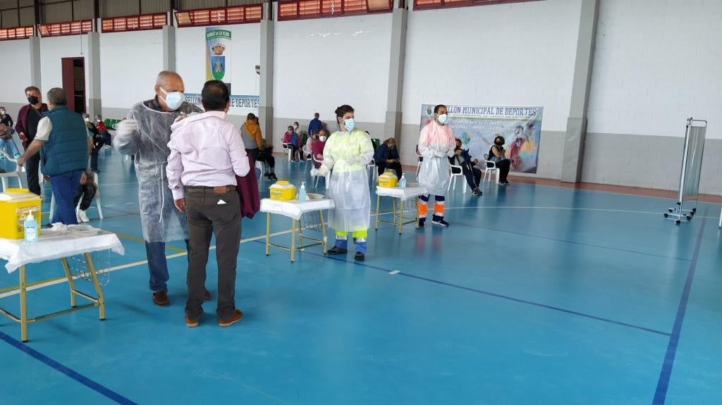 Vacunaciones el pabellón de deportes de Jaraíz. 