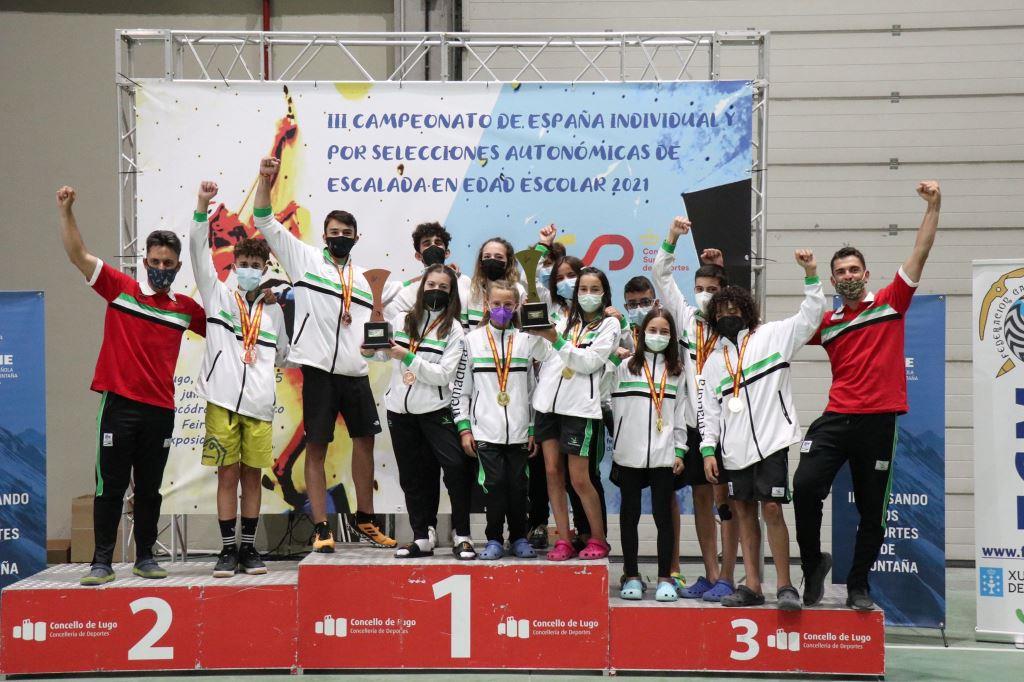 Andrea Rodríguez, subcampeona de España en cadete femenino de escalada