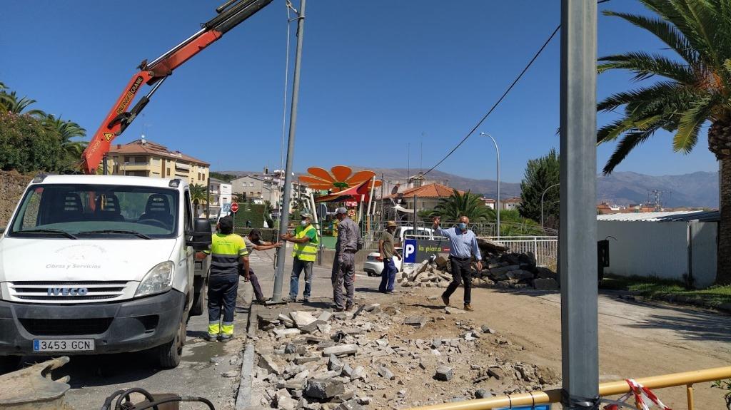 Construcción del nuevo paso peatonal. 