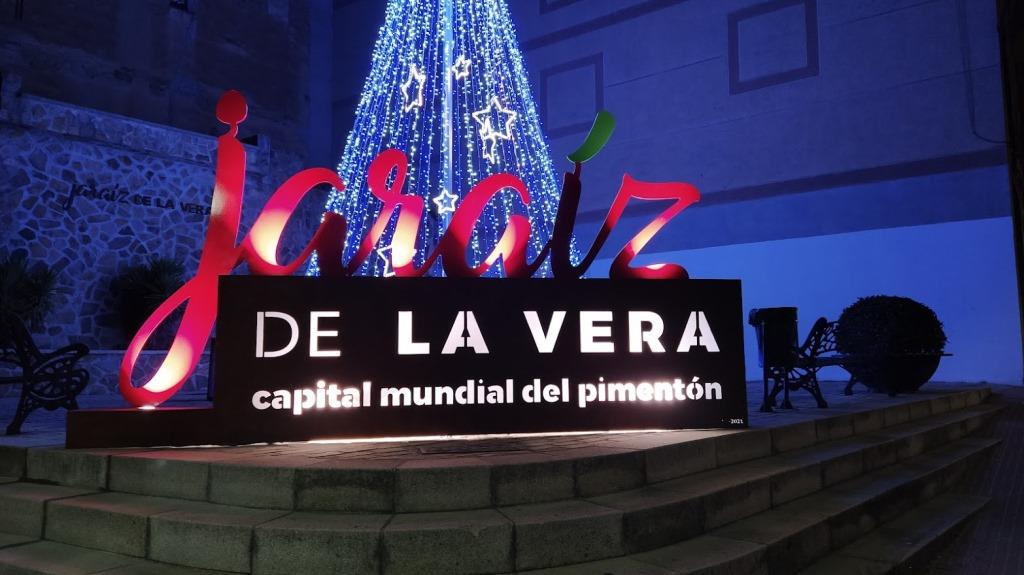 Letras corpóreas instaladas en la avenida del Salobrar. 