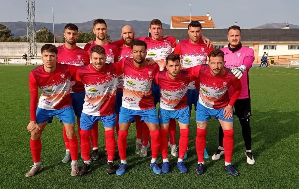 El CF Jaraíz hoy en el polideportivo municipal.