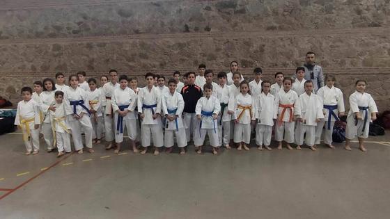 19 medallas para el Club de Karate Jaraíz en los Juegos Deportivos Extremeños