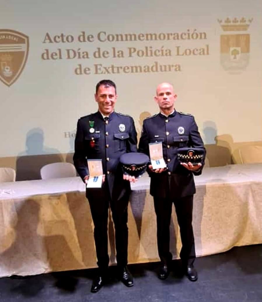 Iván Sánchez y Francisco Hornero, medalla al mérito de la Policía Local