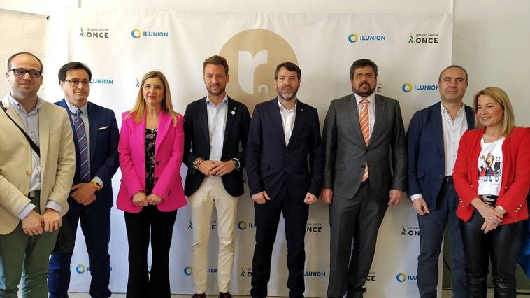 Inauguran el Centro Regional de Atención al Cliente atendido por 11 personas con discapacidad