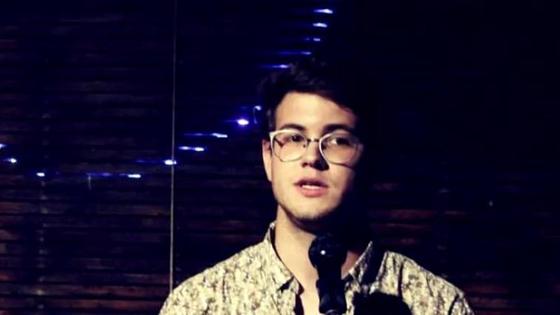 Hoy, 'Todas las Mentiras del Mundo', poesía y música en directo