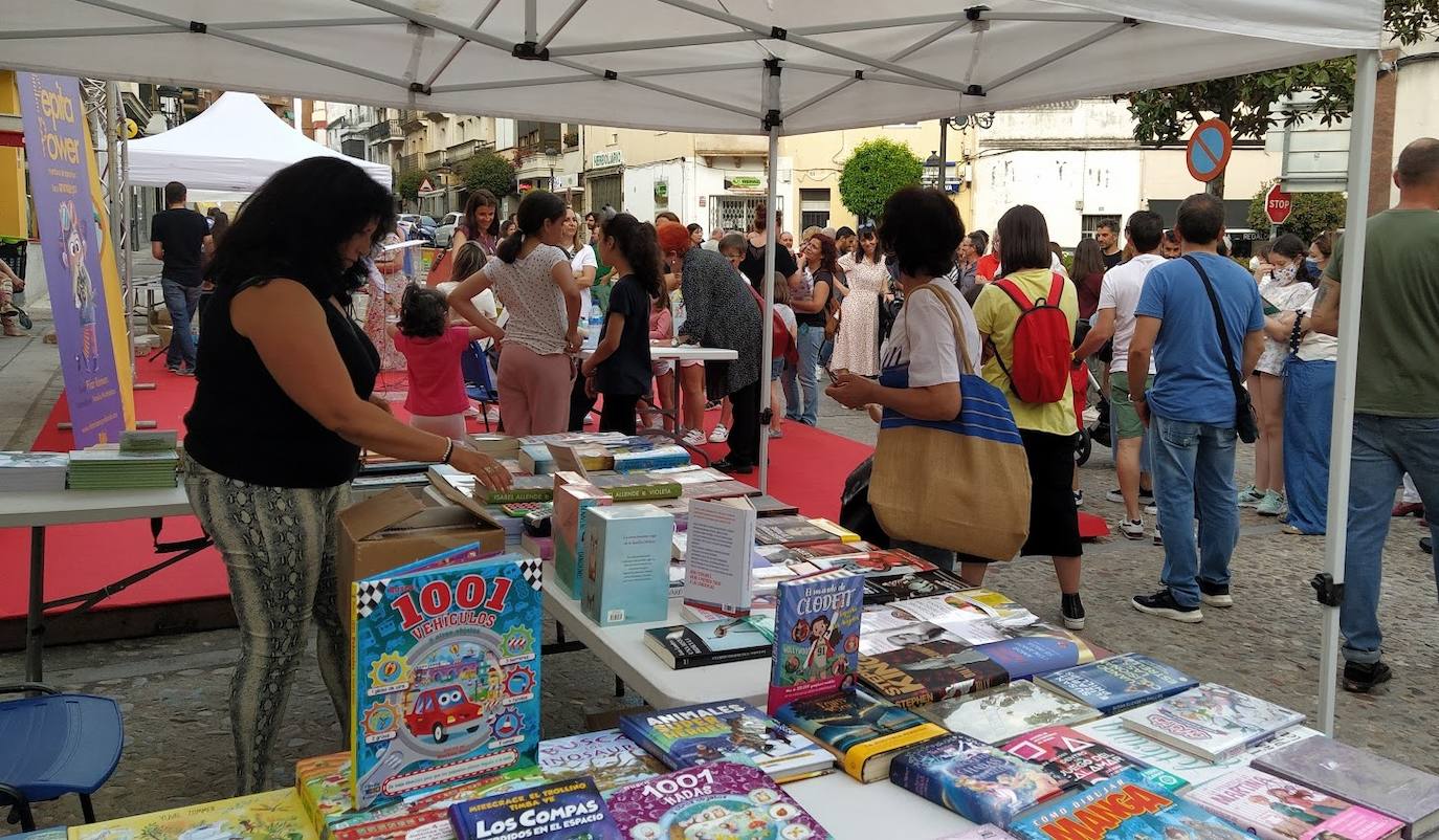 La Feria del Libro de Jaraíz, este viernes y el sábado