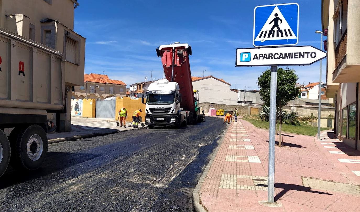 Las obras de rehabilitación del firme de la carretera Jaraíz-Collado marchan a buen ritmo