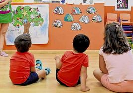 Niños en una ludoteca.