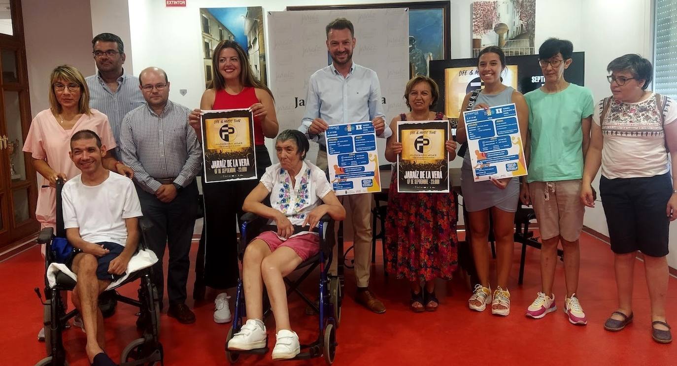 Presentación en el Ayuntamiento del torneo y del concierto.