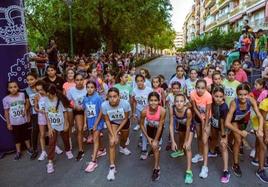 Daniella y Ahinoa, en primer plano, preparadas para la salida.