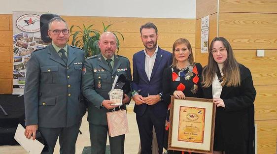 Nieves Esteban, socia de honor de la Asociación Extremeña Víctimas del Terrorismo