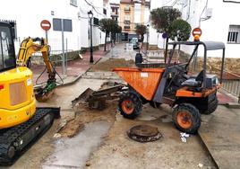 Realización de las obras de mejora en la plaza Carlos I.
