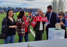 Homenaje a Miguel García, primer presidente del CF Jaraíz