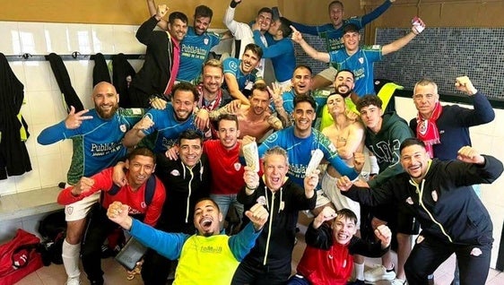 El Jaraíz asalta los campos cacereños de Pinilla