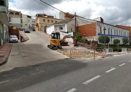 Obras en el entronque de Juan de Austria (bajada) y Constitución.