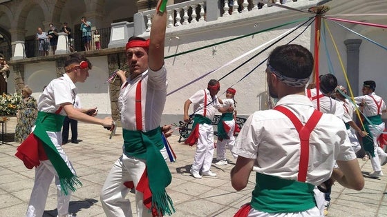 Hoy se celebra el día grande la festividad de San Antonio de Padua