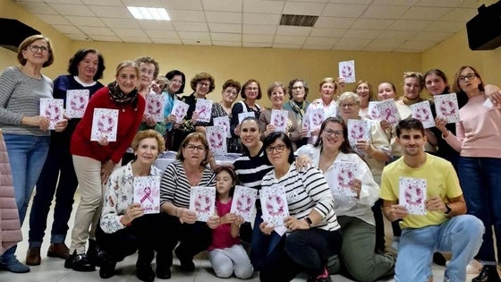 La sede de Mujer Jaraiceña acoge un taller solidario