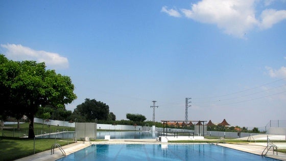 El Ayuntamiento mejorará la piscina con una subvención de la Diputación