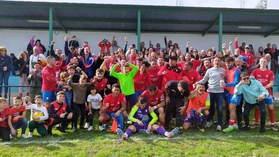 Un Jaraíz imparable gana al Trujillo en su difícil campo