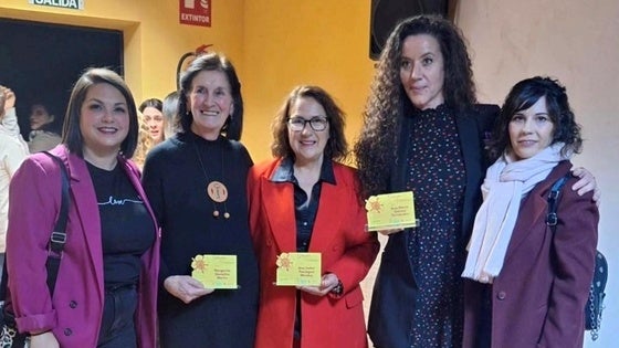 Ana I. Paniagua, Margarita González y Ana M. Gómez reciben el galardón Veratísima