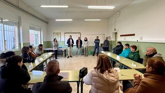 Doce desempleados se forman en agricultura y fruticultura