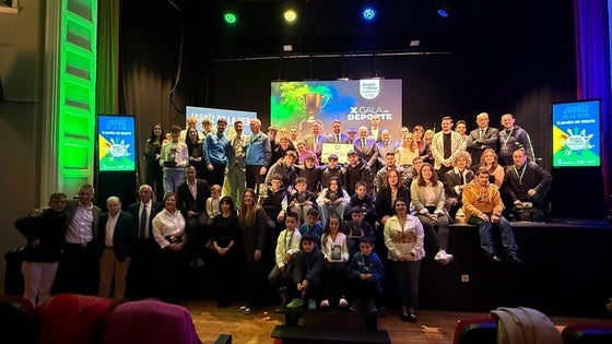 Reconocimiento a los mejores deportistas y clubes en el último año