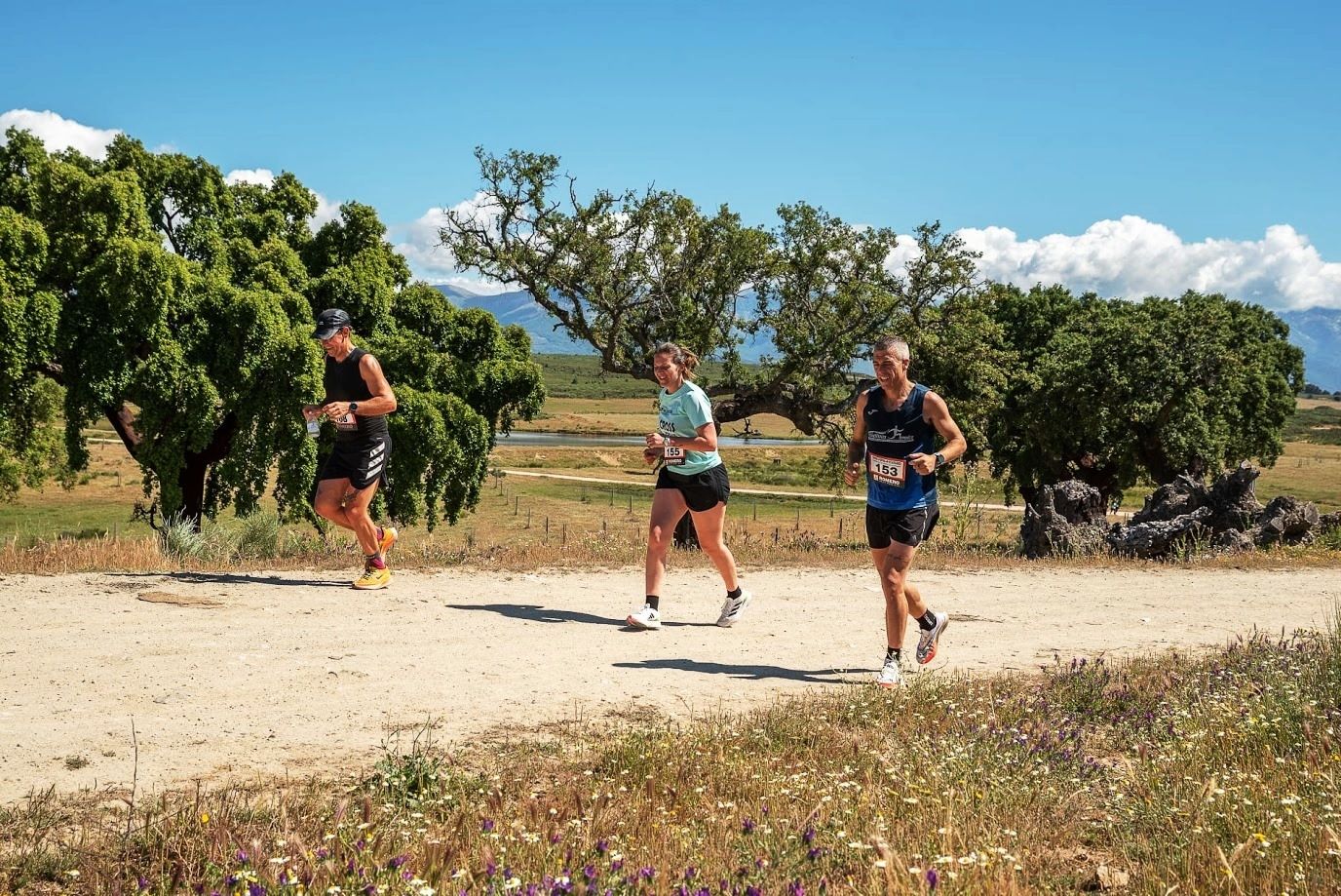 Lanchacabrera entrega los beneficios del cross y la ruta senderista