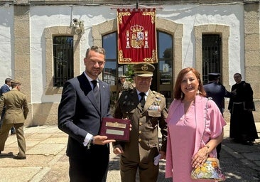 El Ayuntamiento distinguido por su implicación en la cultura de Seguridad y Defensa