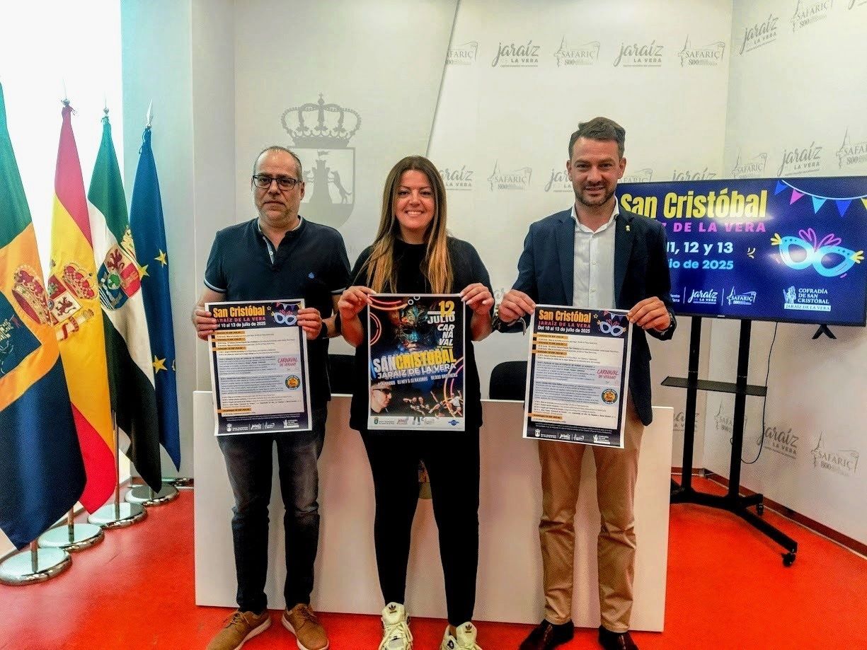Alberto Díaz, Eva M. Martín y Luis Miguel Núñez durante la presentación de la programación.