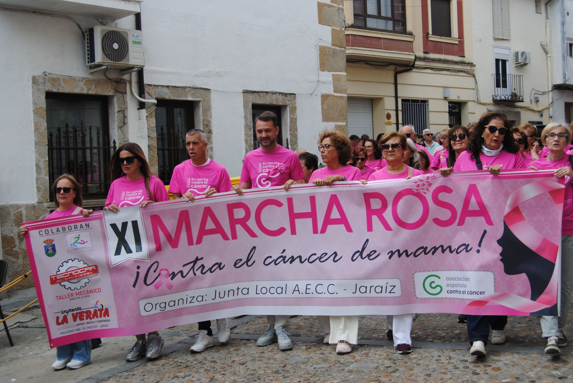 La marcha recorriendo el centro urbano jaraiceño.