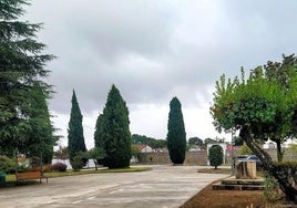 Inmedianoes del cementerio municipal recientemente remodelada.