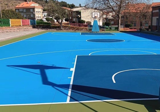 Finaliza la reparación de las pistas polideportivas de los colegios públicos