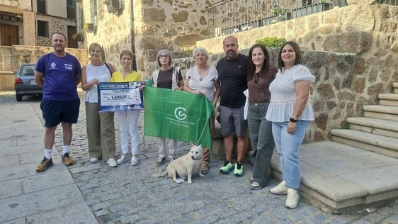 La ruta MTB solidaria recauda 1.300 euros para la lucha contra el cáncer