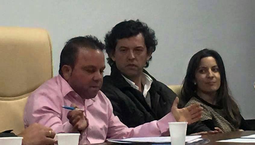 José María Hernández, en primer plano.