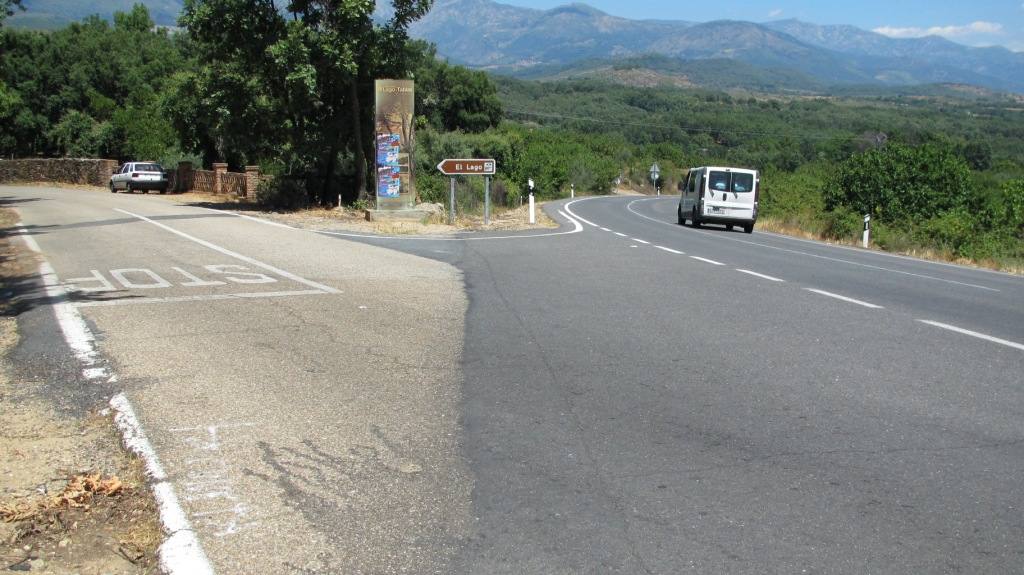 Intersección del acceso al Lago, punto kilométrico 35,2.