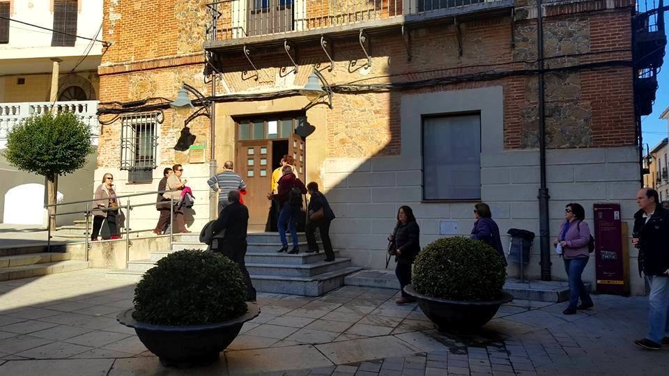 Entrada y acceso al Museo del Pimentón, esta mañana. 