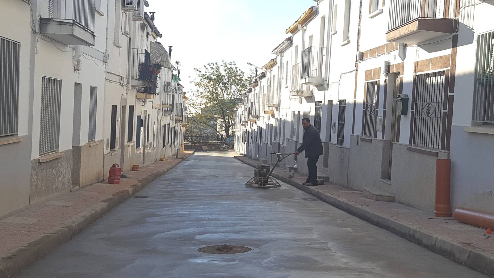 Calle Obispo Manzano, recién pavimentada.