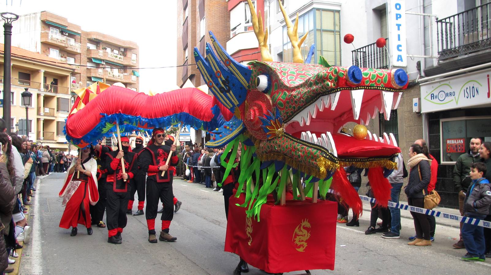 Carroza de la peña  Aquí Cabemos Todos