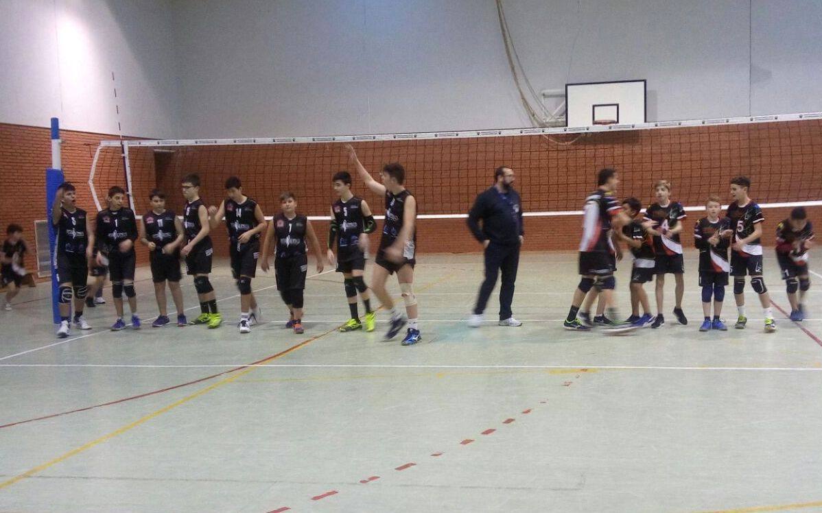El Voleibol Jaraíz infantil masculino vence al Don Benito en su cancha