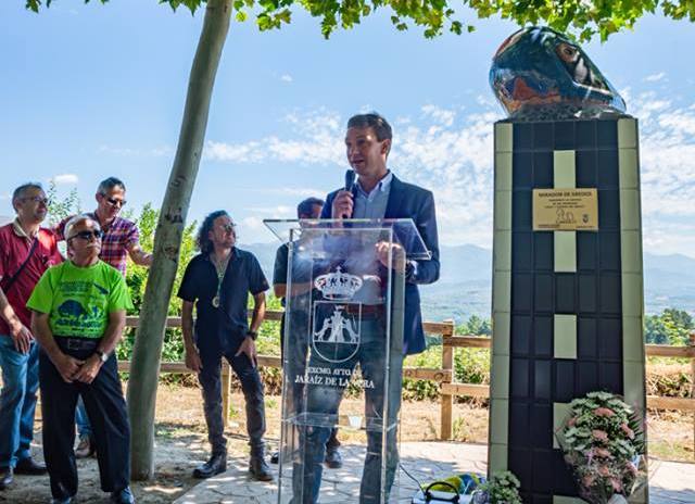 Los fallecidos en accidente de tráfico reciben un homenaje