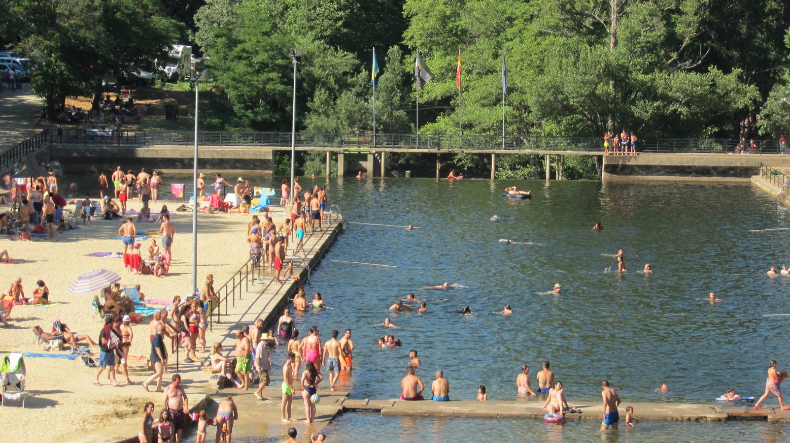 Piscina natural del Lago.