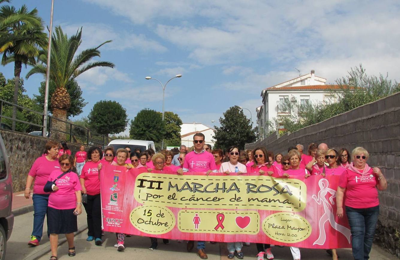 La asociación contra el cáncer comienza los preparativos para la IV Marcha Rosa