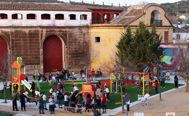 Vista general del nuevo parque en el entorno de la Plaza de Toros.