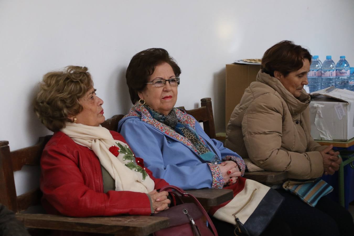 La Asociación de Mujeres Progresistas 'Felisa Tanco' inauguró, ayer, la exposición fotográfica 'Abuelas en movimiento. Instinto vital', enmarcada en los actos conmemorativos del Día Internacional de la Mujer, que se celebra hoy. Una exposición que tiene como objetivo poner en valor el papel que las abuelas juegan en la actualidad y la aportación que está teniendo en la sociedad y en la familia.