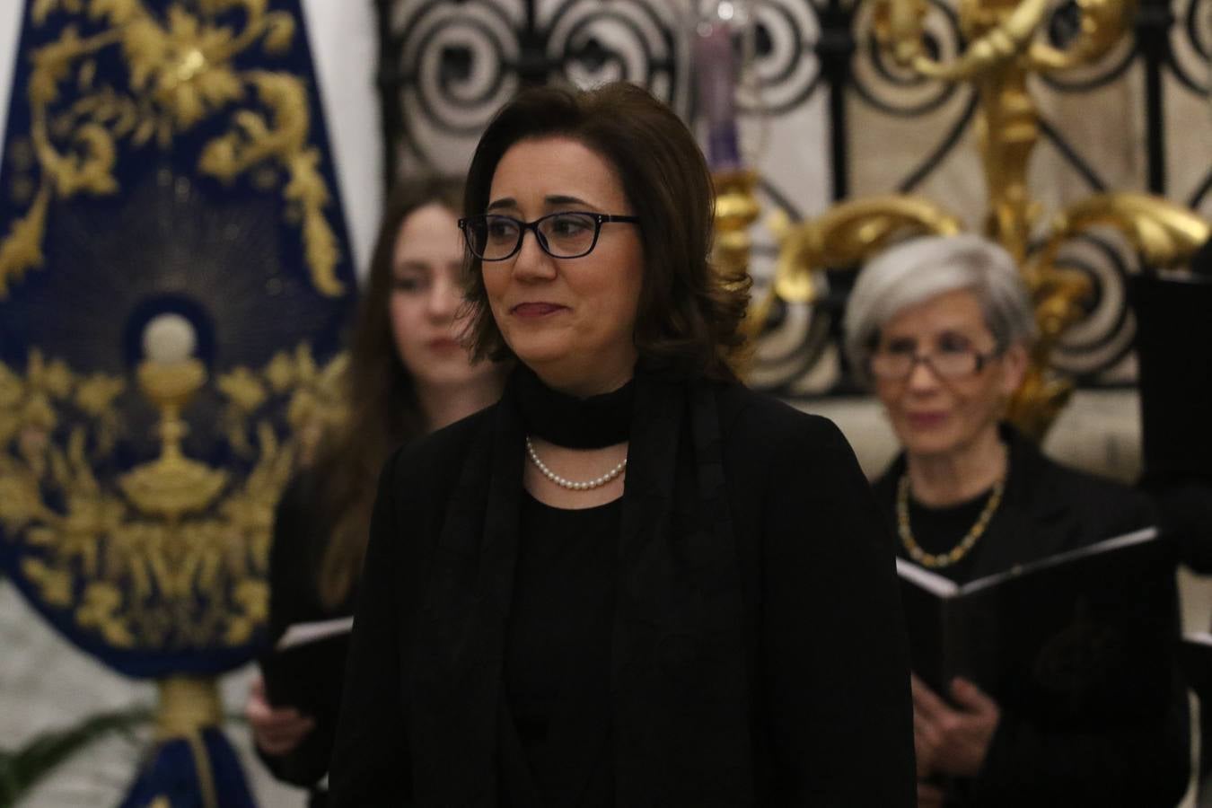 El templo patronal de San Bartolomé fue escenario, ayer, de una nueva edición del 'Concierto Sacro' que ofreció la Coral de la Escuela Municipal de Música y el Coro infantil de la misma, organizado por el Ayuntamiento del municipio con la colaboración de la Parroquia de esta ciudad.